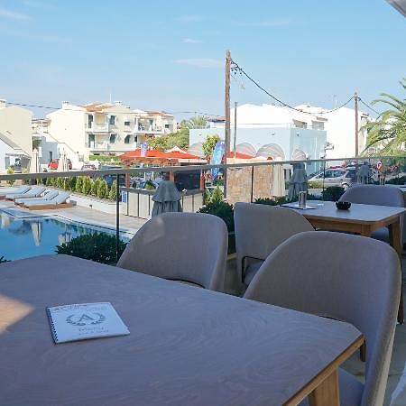 Agnes Deluxe Hotel เปฟโกโฮรี ภายนอก รูปภาพ